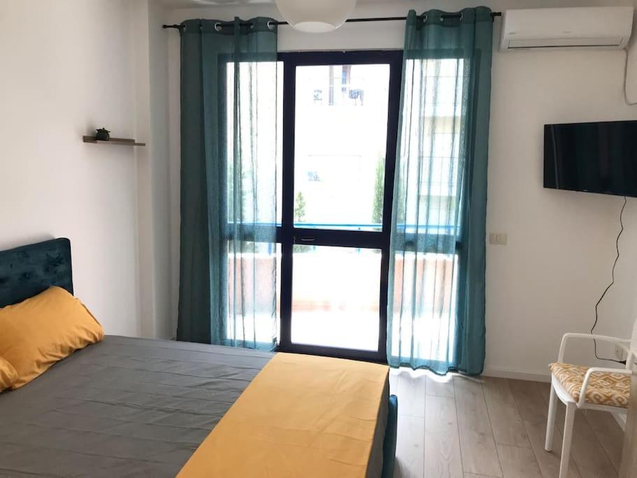 Near The Sea Apartment Golem  Luaran gambar